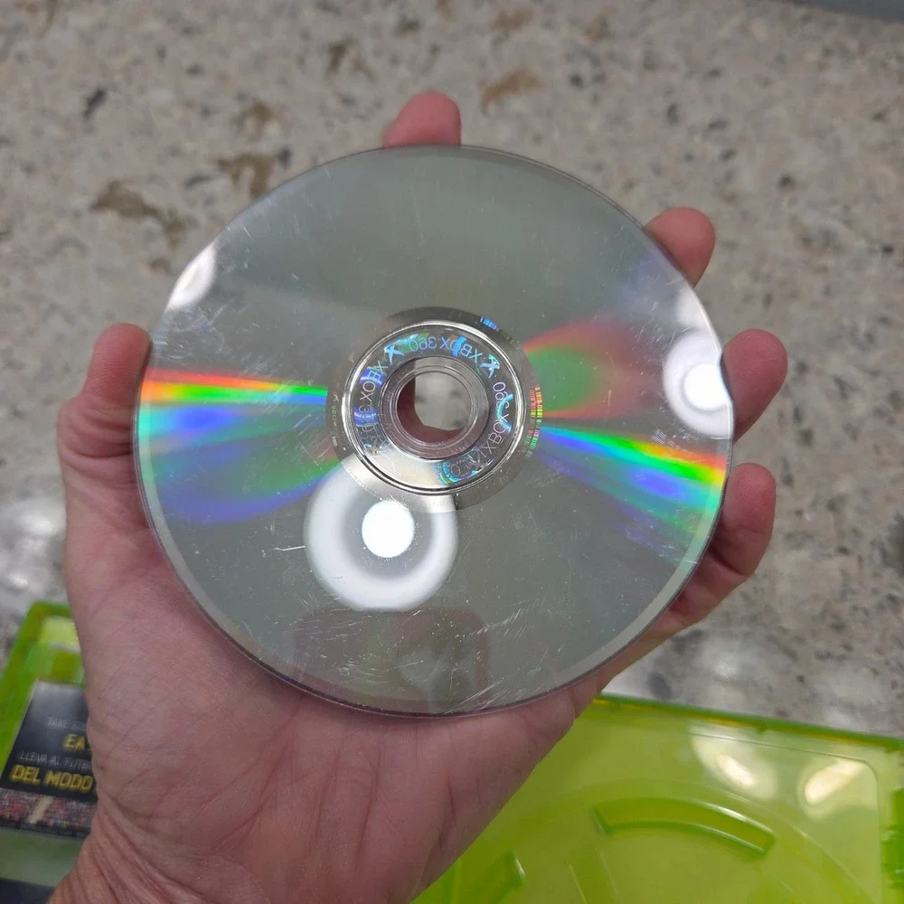 Xbox 360 FIFA 15 Ultimate Team Legends Edition‎ Video Game Disc Case